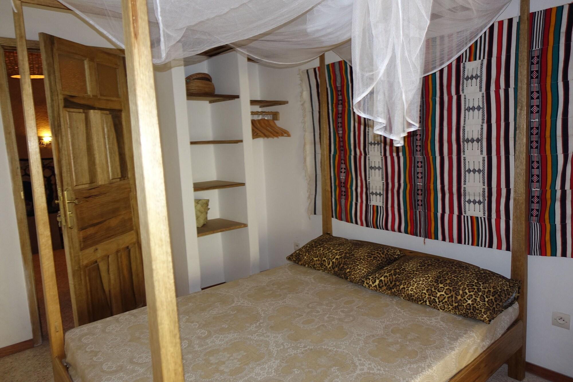 Keur Marrakis Hotel M'Bour Buitenkant foto